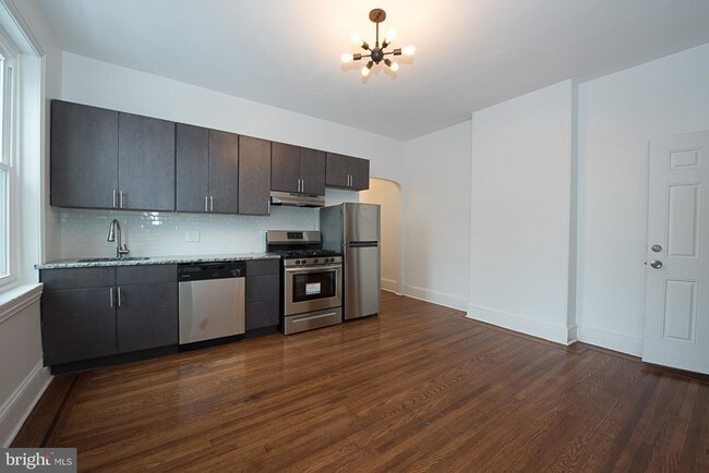 Foto del edificio - 2327 E York St