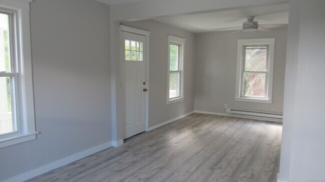 Building Photo - 226 Funston Ave