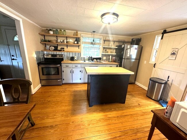 Foto del edificio - 820 Brown Rd