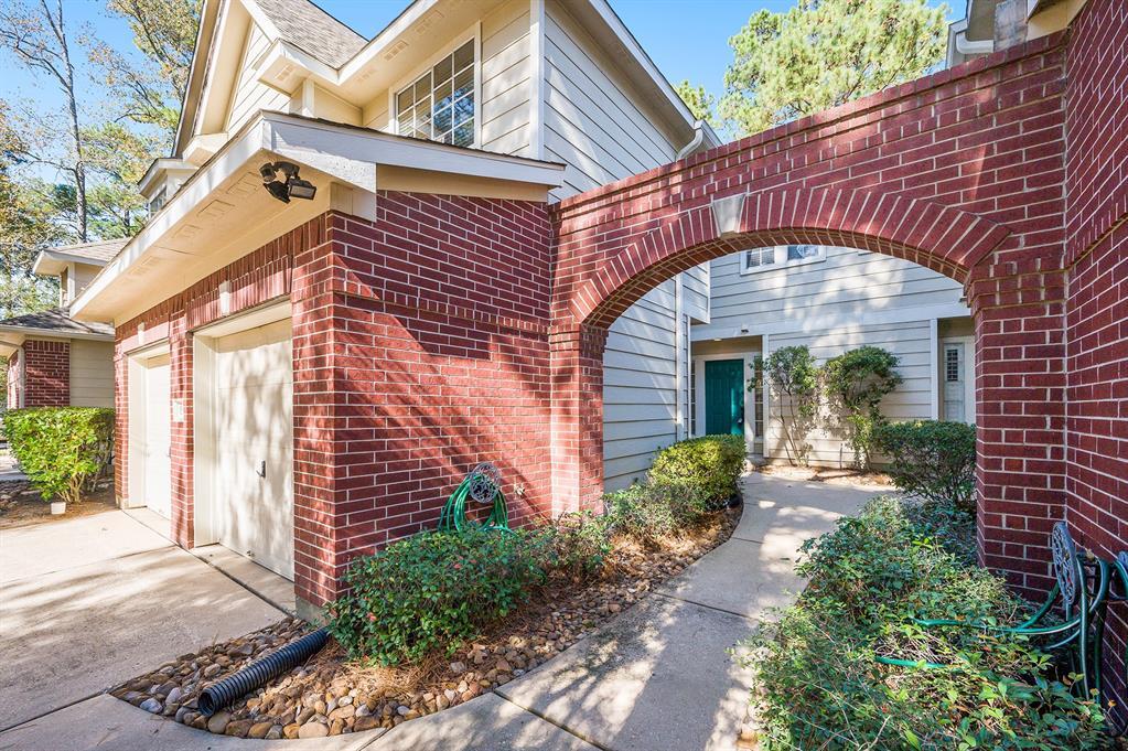 Primary Photo - 158 N Magnolia Pond Pl