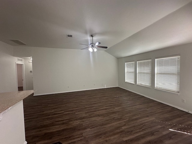 Foto del edificio - 2828 NW 184th St