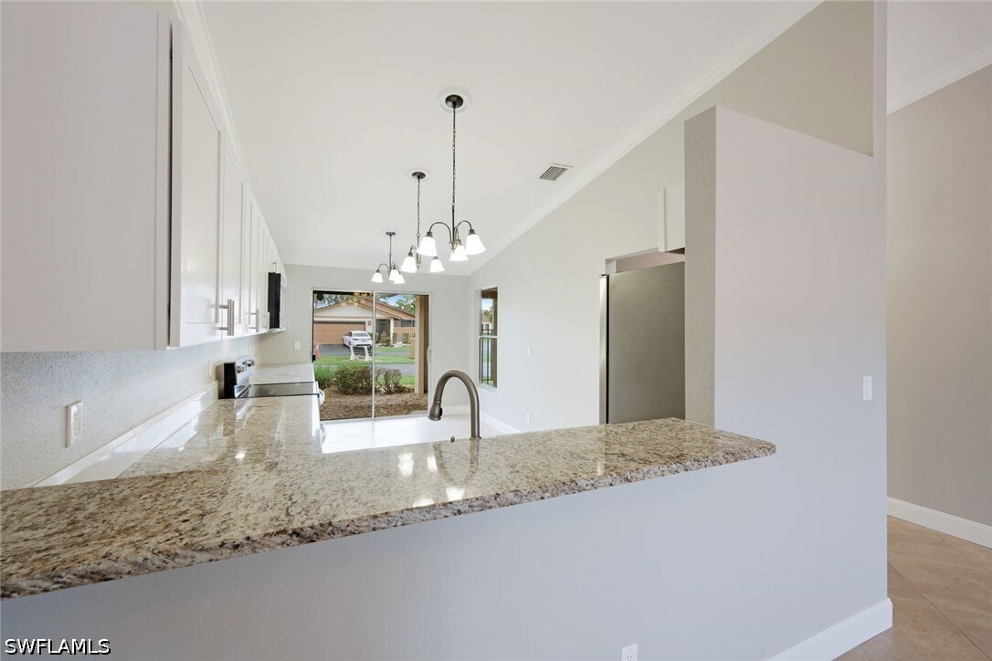 Foto del edificio - 6474 Royal Woods Dr