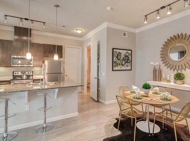 Building Photo - 4407 Grand Ave Pkwy