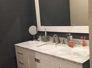 Foto del edificio - 122 Gallery Way