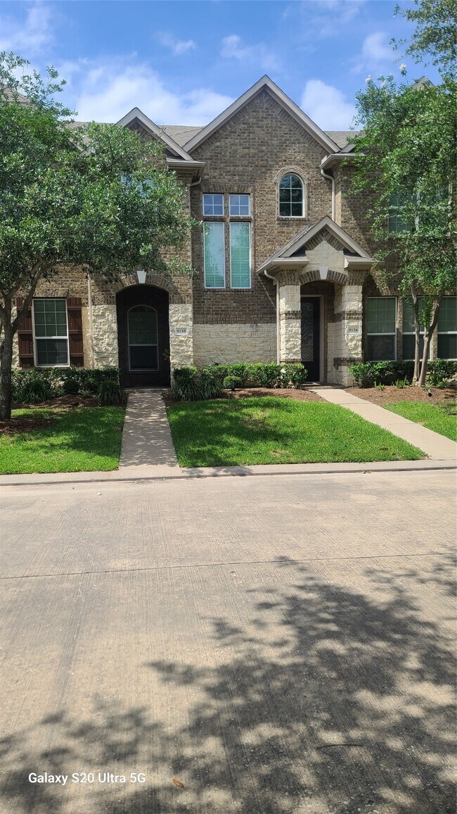 Foto del edificio - 9158 Solvista Pass Ln