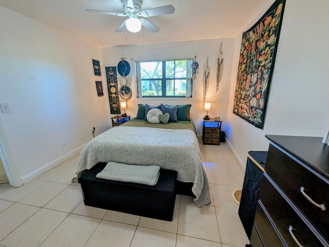 Foto del edificio - 3935 NW 87th Ave