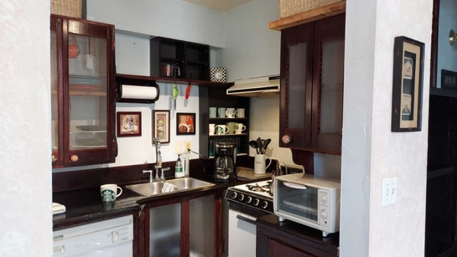 Foto del edificio - 334 E Mulberry St