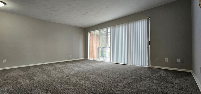 Foto del interior - Spacious 2 bedroom 2 bath apartments in Harrison Township!