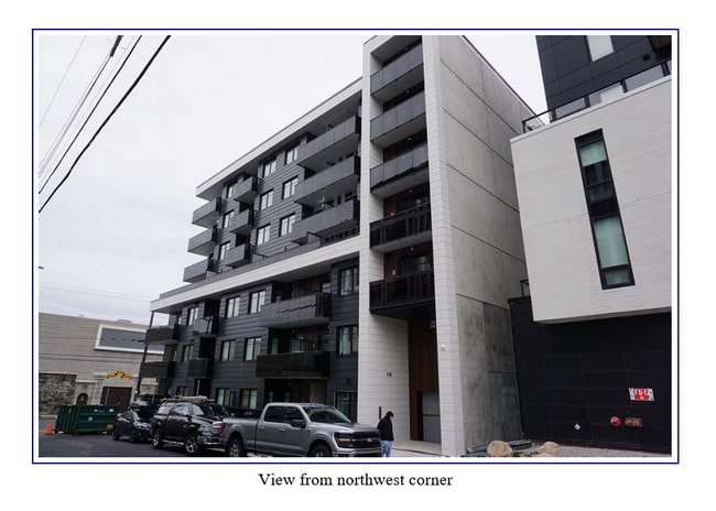 Building Photo - 2828 Gottingen St