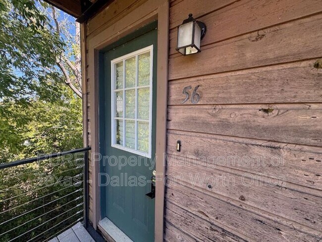 Foto del edificio - 6321 Kelly Dr