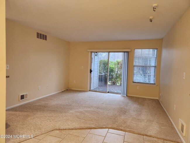 Foto del edificio - 9 Hackamore Ct