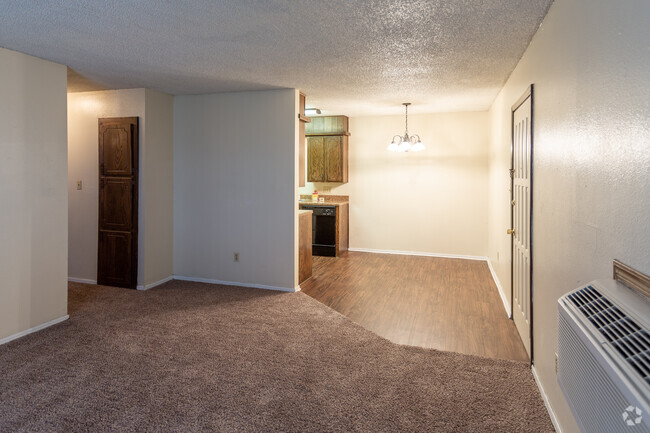 2HAB, 1BA - 842 ft² - Oak Hill Apartments