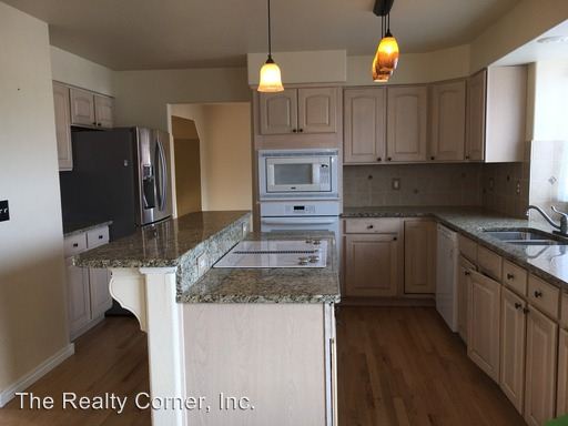 Building Photo - 2768 Kittyhawk Rd