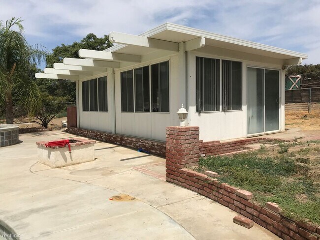 Building Photo - 3 br, 2 bath House - 27191 Girard St