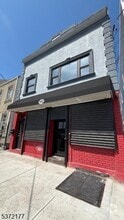 Building Photo - 192 Beech St
