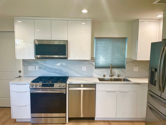 Building Photo - 22261 Haynes St