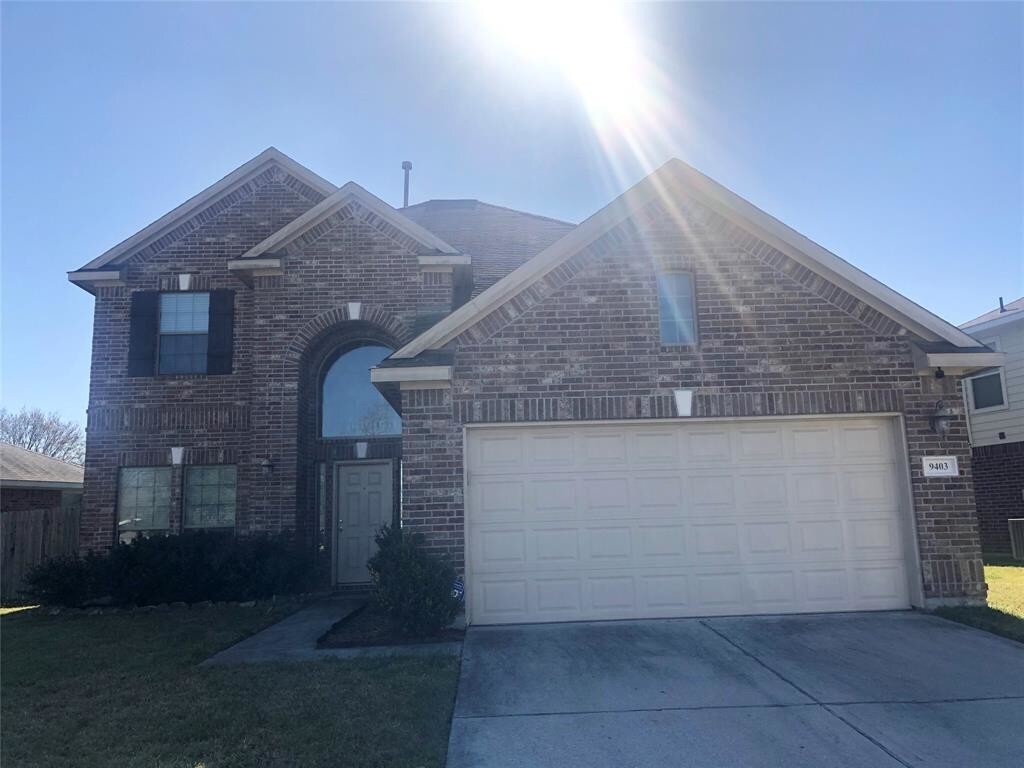 Foto principal - 9403 Camelia Crest Ln