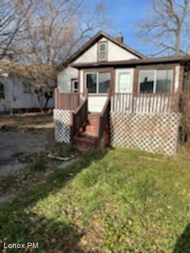 Building Photo - 3 br, 1 bath House - 1085 La Salle Ave