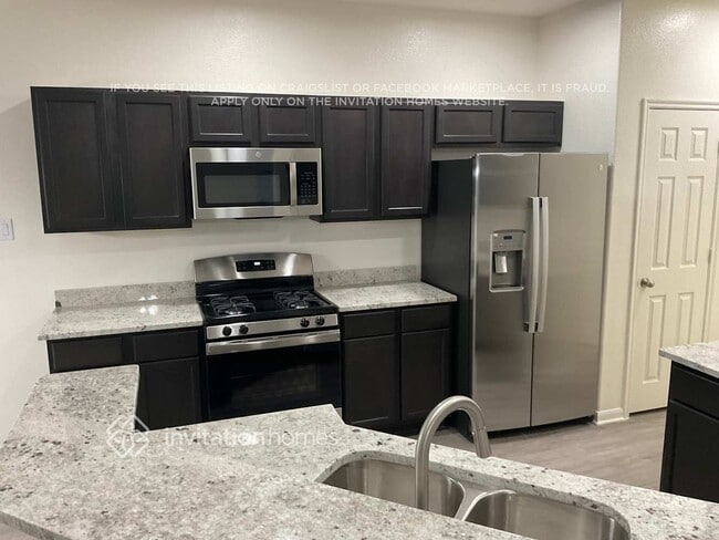 Building Photo - 18614 Walden Glen Cir