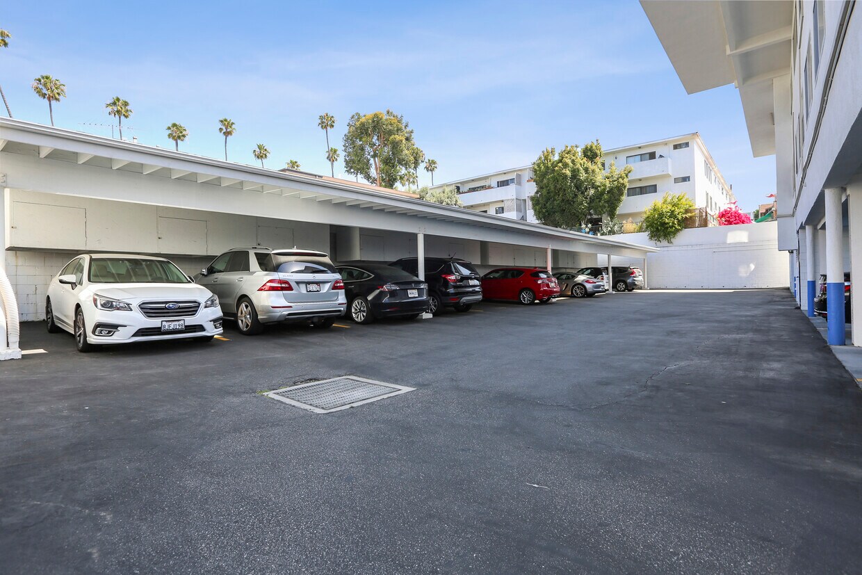 229 Bicknell Ave, Unit 308 Condos in Santa Monica, CA Westside Rentals