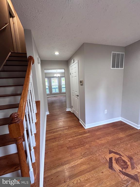 Building Photo - 915 Cypress Point Cir