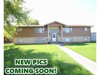 Building Photo - 2320 Alderson Ave