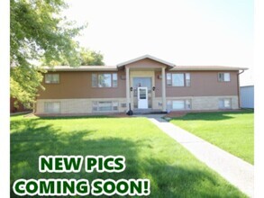 Building Photo - 2320 Alderson Ave