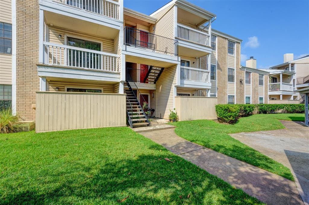 2750 Holly Hall St Unit 1017, Houston, TX 77054 Apartment for Rent in Houston, TX