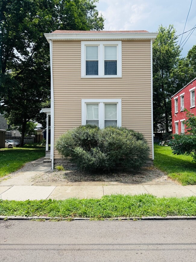 Photo - 4127 Lakeman St (Cincinnati, OH) House