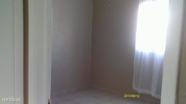 Foto del edificio - 1325 Sixth St