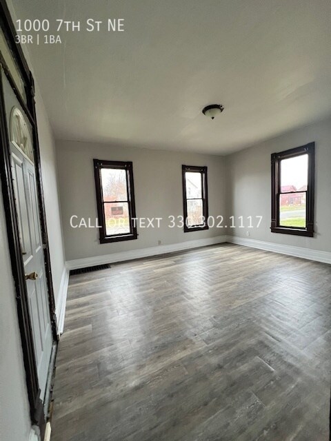 Foto del edificio - Three bedroom home for rent - Canton NE