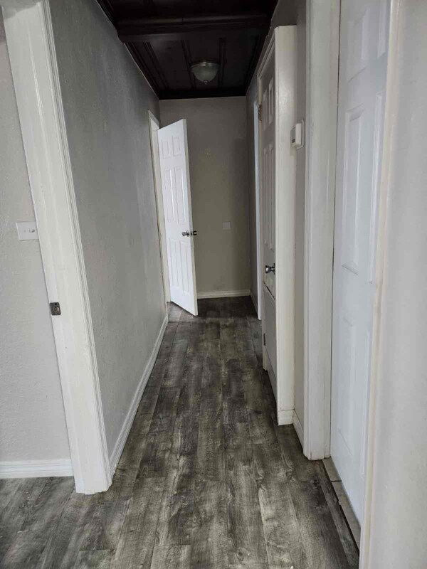 Foto del edificio - 1335 E Bay St