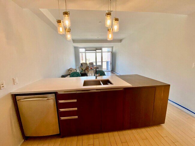 Building Photo - 601 Ocean Pkwy