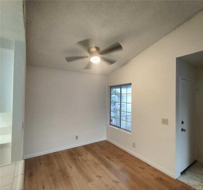 Building Photo - 3851 Amberly Dr