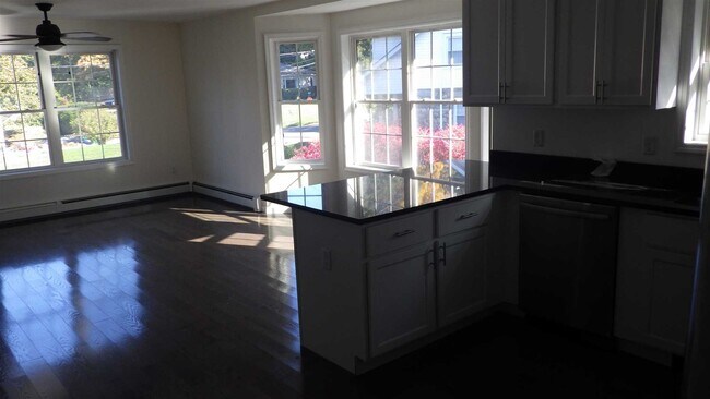 Building Photo - 80 W Dorsey Ln