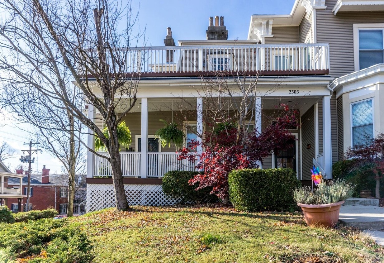 2303 Kemper Ln, Cincinnati, OH 45206 Apartment for Rent in Cincinnati