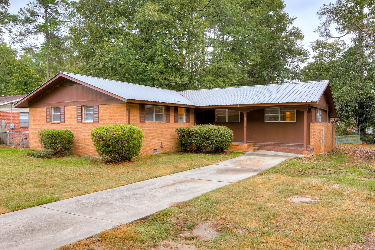Primary Photo - 3508 Rushing Rd