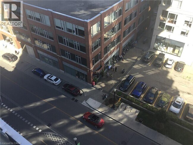 Building Photo - 155 Caroline St S