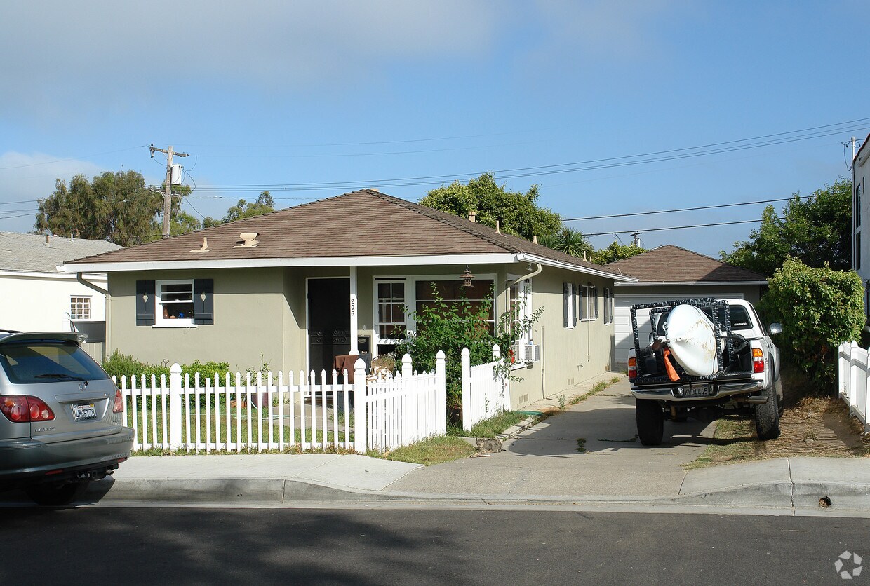 Foto principal - 206 Avenida Pelayo