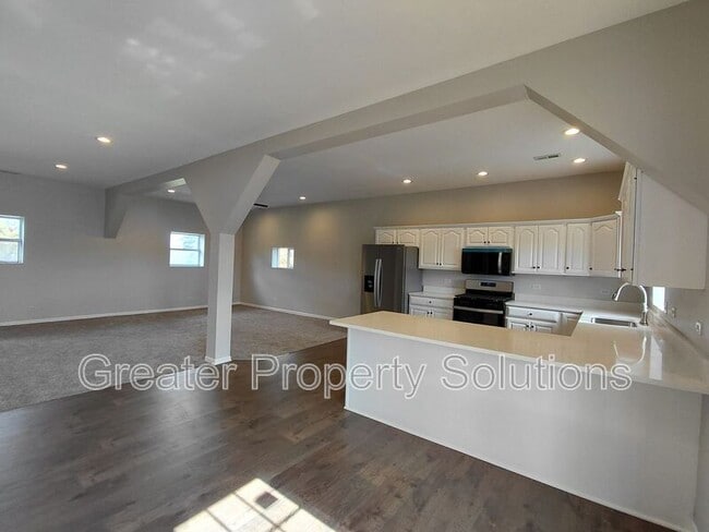 Building Photo - 9053 W 155th Ave