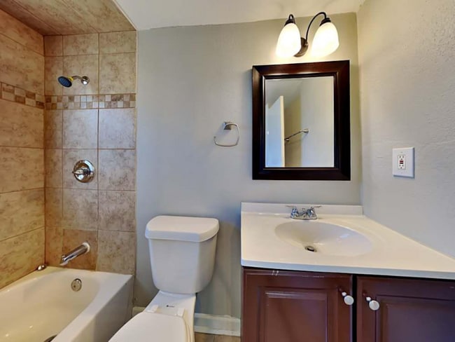 Building Photo - 4600 Odessa Ave