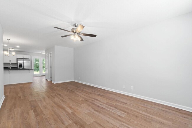 Building Photo - Nautilus Landing Luxury Townhouse