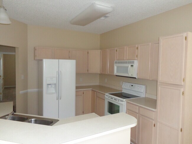Building Photo - 14036 McGloughlin Way Ct