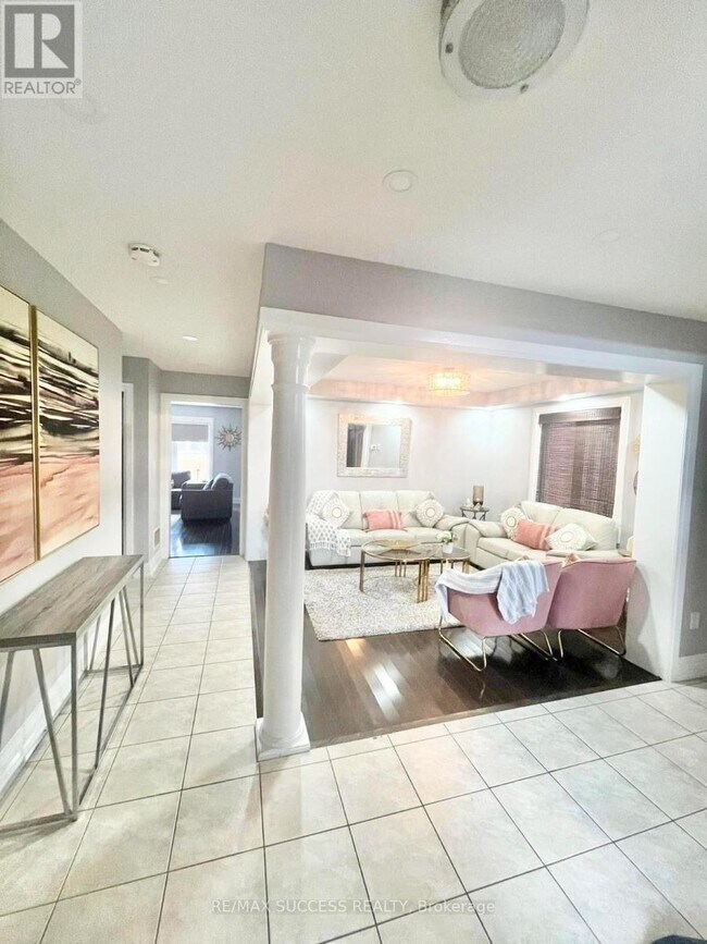 Photo du bâtiment - 48 McCandless Ct