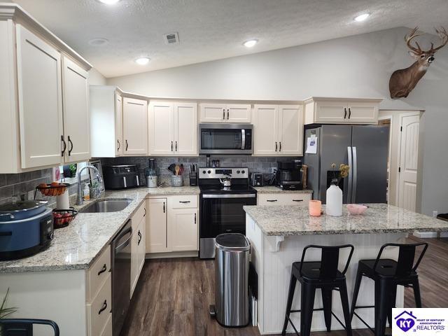 Foto del edificio - 15340 Salt River Rd