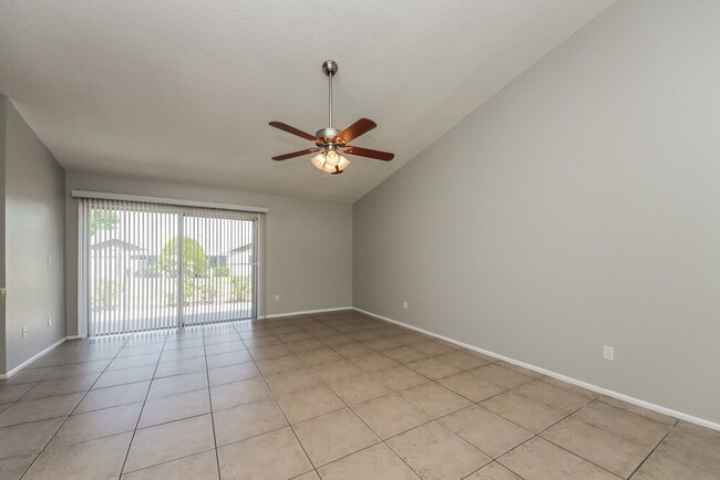 Building Photo - 1015 Elizabeth Ridge Ct