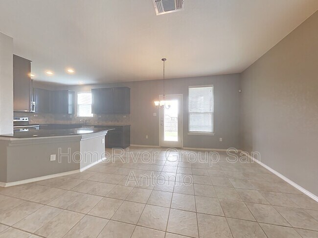 Building Photo - 4005 Legend Pond