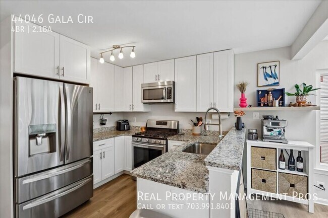 Building Photo - 44046 Gala Cir
