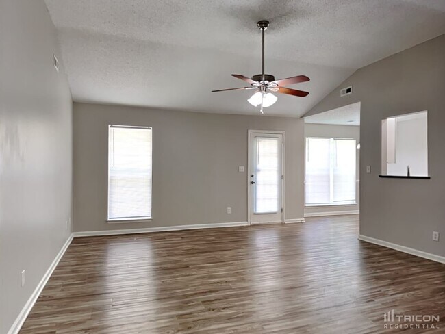 Building Photo - 3015 Christian Scott Lane Charlotte NC