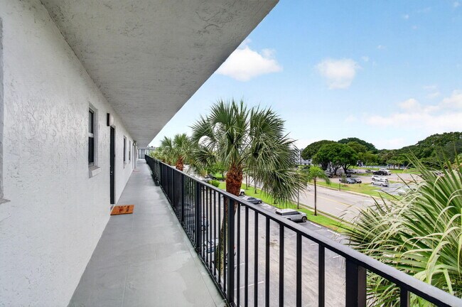 Building Photo - 9440 SW 8th St
